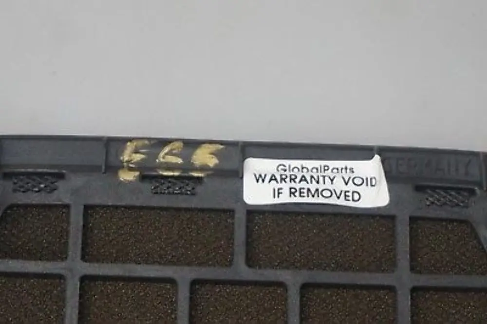 Speaker Trim Panel Dashboard Dash Beige Dunkelbeige to BMW 7 Series E65 E66 with Part number 8261042 BMW 7 Series E65 E66 Speaker Trim Panel Dashboard Dash Beige Dunkelbeige - SKU rhd-7025602 - Part number 8261042