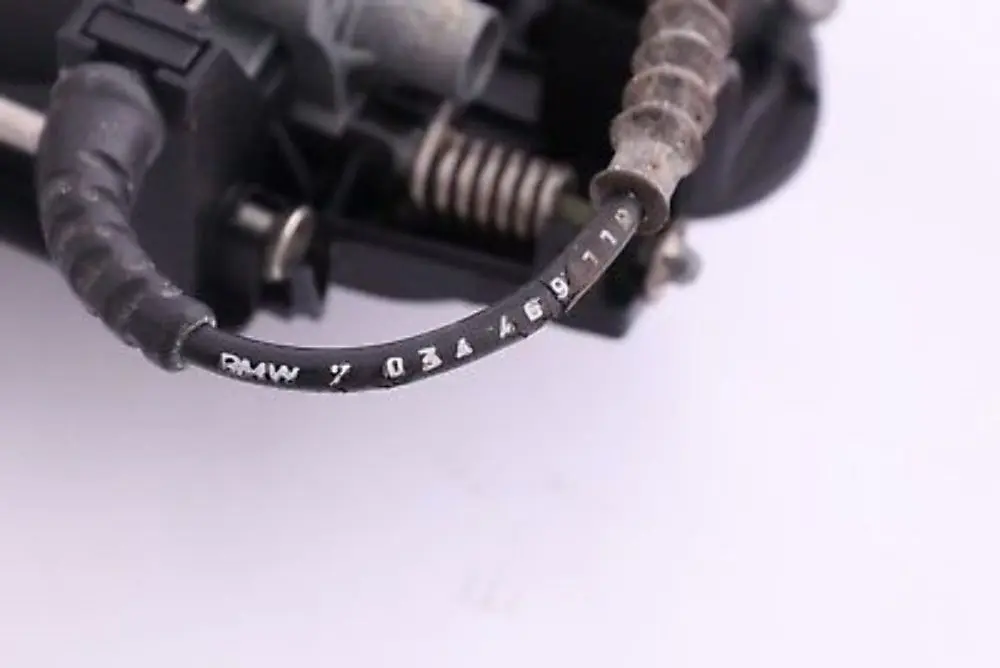 Complete Front Left Grab Handle N/S Spacegrau Grey to BMW 5 Series 1 E60 E61 with Part number 7034469 BMW 5 Series 1 E60 E61 Complete Front Left Grab Handle N/S Spacegrau Grey - SKU rhd-7034469-SCG1 - Part number 7034469