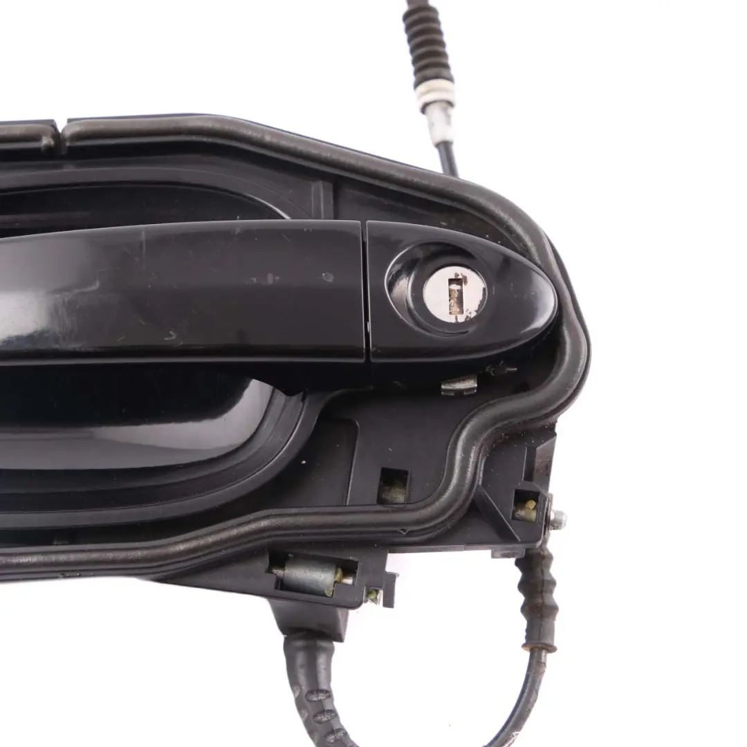 Grab Handle BMW E60 E61 1 Front Right O/S Door Schwarz 2 Black 668 to with Part number 7034469 Grab Handle BMW E60 E61 1 Front Right O/S Door Schwarz 2 Black 668 - SKU rhd-7034469-SCH1 - Part number 7034469