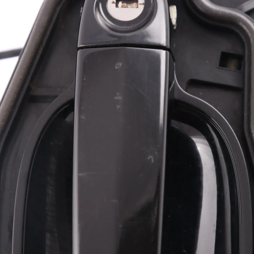 Grab Handle BMW E60 E61 1 Front Right O/S Door Schwarz 2 Black 668 to with Part number 7034469 Grab Handle BMW E60 E61 1 Front Right O/S Door Schwarz 2 Black 668 - SKU rhd-7034469-SCH1 - Part number 7034469