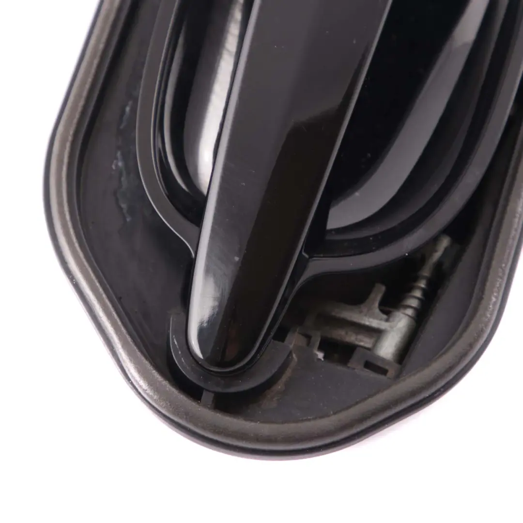 Grab Handle BMW E60 E61 1 Front Right O/S Door Schwarz 2 Black 668 to with Part number 7034469 Grab Handle BMW E60 E61 1 Front Right O/S Door Schwarz 2 Black 668 - SKU rhd-7034469-SCH1 - Part number 7034469