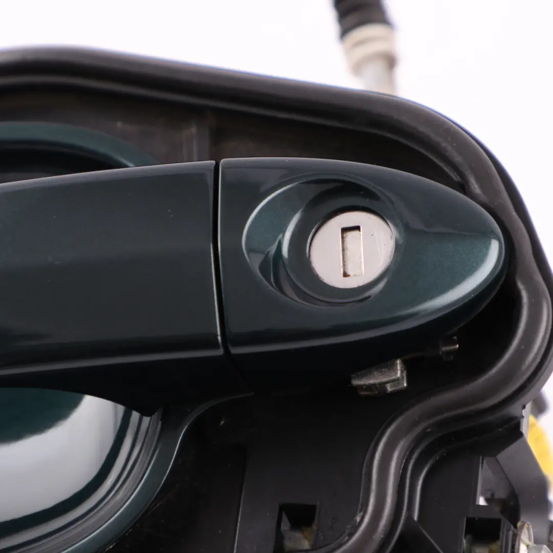 Front Right Grab Handle O/S Tiefgruen Metallic Deep Green A43 to BMW 5 E60 E61 with Part number 7034469 BMW 5 E60 E61 Front Right Grab Handle O/S Tiefgruen Metallic Deep Green A43 - SKU rhd-7034469-TG1 - Part number 7034469