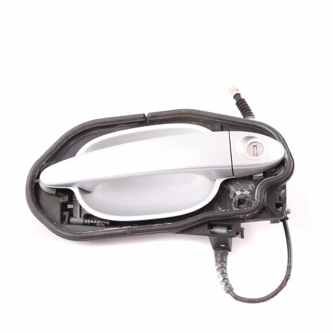 Grab Handle BMW E60 E61 1 Front Right O/S Door Titansilber Titanium Silver 354 to with Part number 7034469 Grab Handle BMW E60 E61 1 Front Right O/S Door Titansilber Titanium Silver 354 - SKU rhd-7034469-TS1 - Part number 7034469