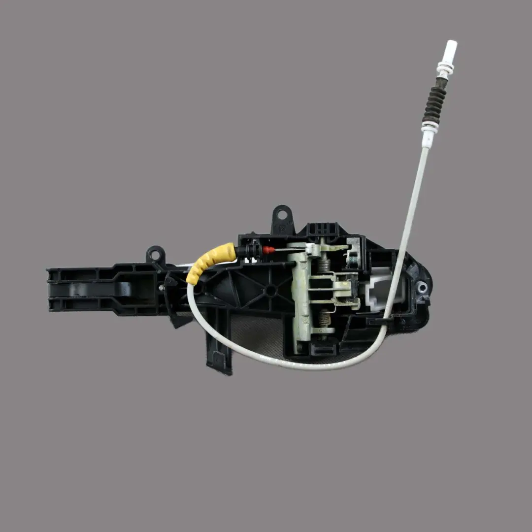 Complete Front Left Grab Handle N/S Alpinweiss White 300 to BMW 1 Series 3 E81 E87 with Part number 7059677 BMW 1 Series 3 E81 E87 Complete Front Left Grab Handle N/S Alpinweiss White 300 - SKU rhd-7059677-AW3 - Part number 7059677