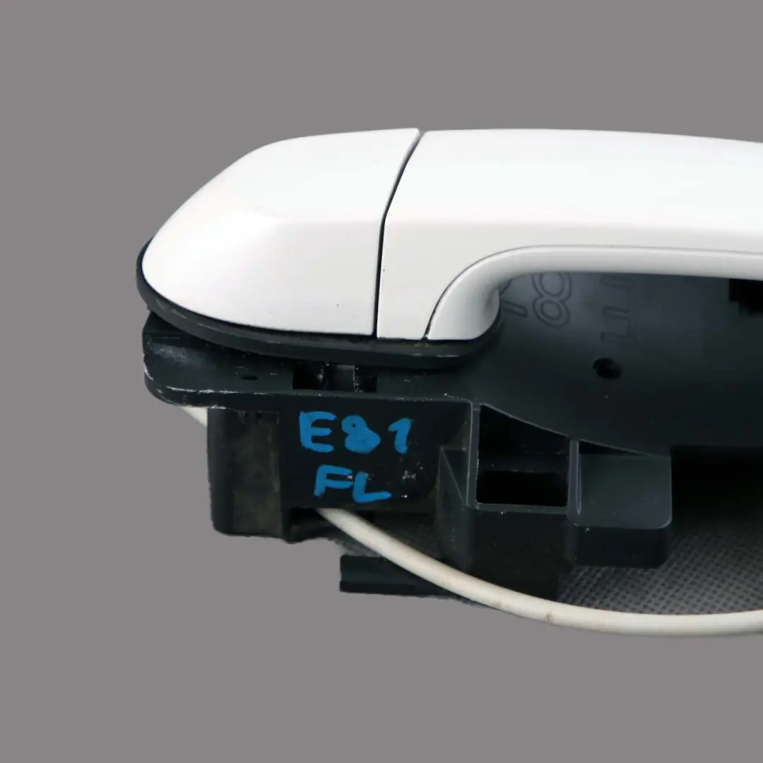 BMW 1 Series 3 E81 E87 Complete Front Left Grab Handle N/S Alpinweiss White 300 - SKU rhd-7059677-AW3 - Part number 7059677