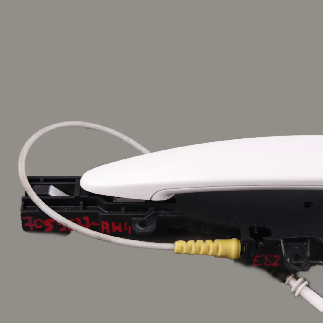 Grab Handle BMW E81 E87 5 Complete Front Left Door N/S Alpinweiss White 300 to with Part number 7059677 Grab Handle BMW E81 E87 5 Complete Front Left Door N/S Alpinweiss White 300 - SKU rhd-7059677-AW5 - Part number 7059677