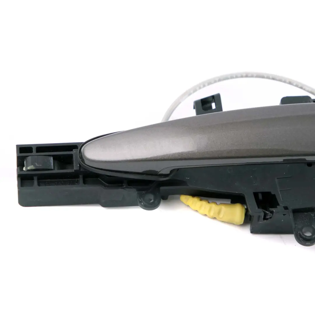 Complete Front Left Grab Handle N/S Havanna Mojave Metallic A17 to BMW 1 Series E87 with Part number 7059677 BMW 1 Series E87 Complete Front Left Grab Handle N/S Havanna Mojave Metallic A17 - SKU rhd-7059677-HAV1 - Part number 7059677