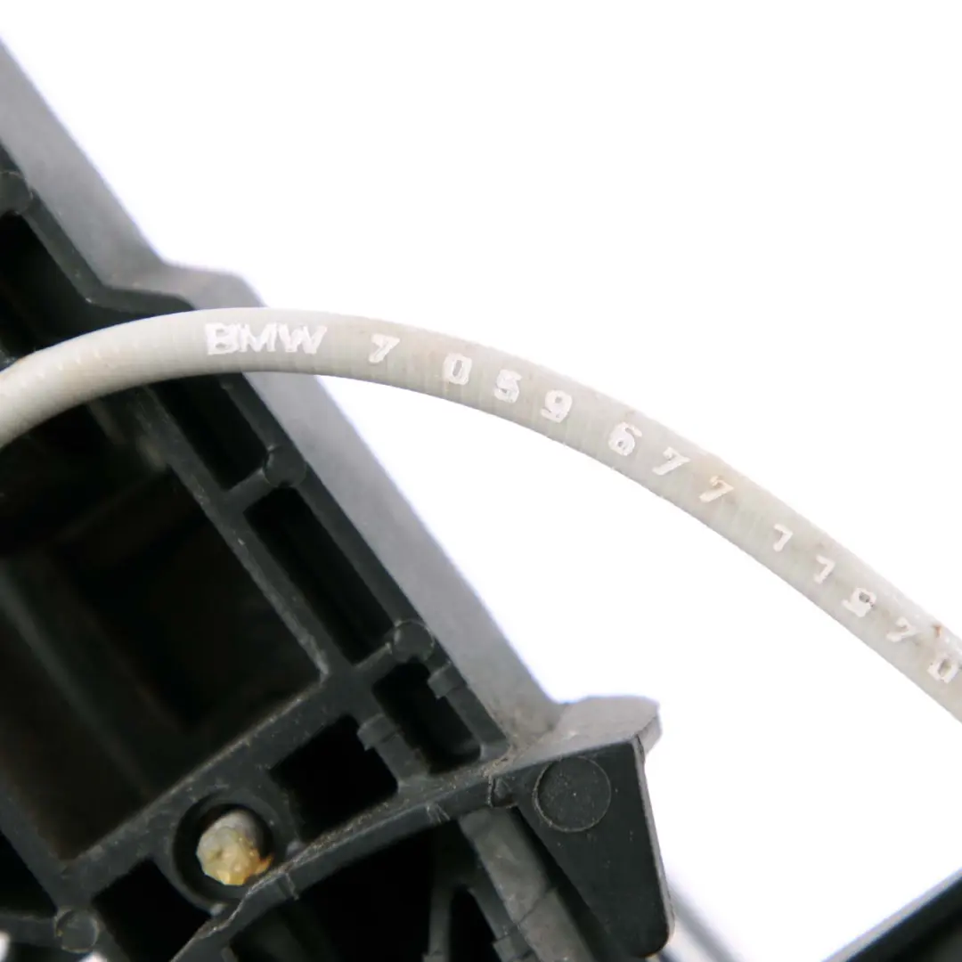 Front Right Grab Handle O/S Havanna Mojave Metallic A17 to BMW 1 Series E81 E87 with Part number 7059677 BMW 1 Series E81 E87 Front Right Grab Handle O/S Havanna Mojave Metallic A17 - SKU rhd-7059677-HAV - Part number 7059677