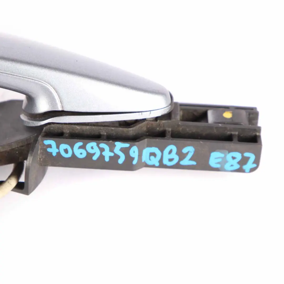 Grab Handle BMW E87 Front Left Door N/S Quarzblau Metallic Quartz Blue A18 to with Part number 7059677 Grab Handle BMW E87 Front Left Door N/S Quarzblau Metallic Quartz Blue A18 - SKU rhd-7059677-QB1 - Part number 7059677