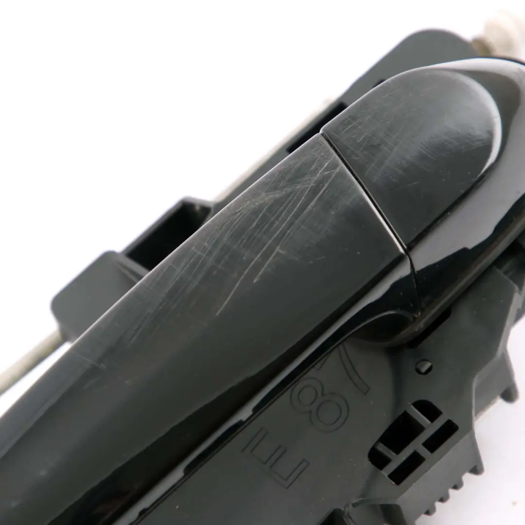 Grab Handle BMW E87 Front Left Door N/S Schwarz 2 Black 668 to with Part number 7059677 Grab Handle BMW E87 Front Left Door N/S Schwarz 2 Black 668 - SKU rhd-7059677-SCH3 - Part number 7059677