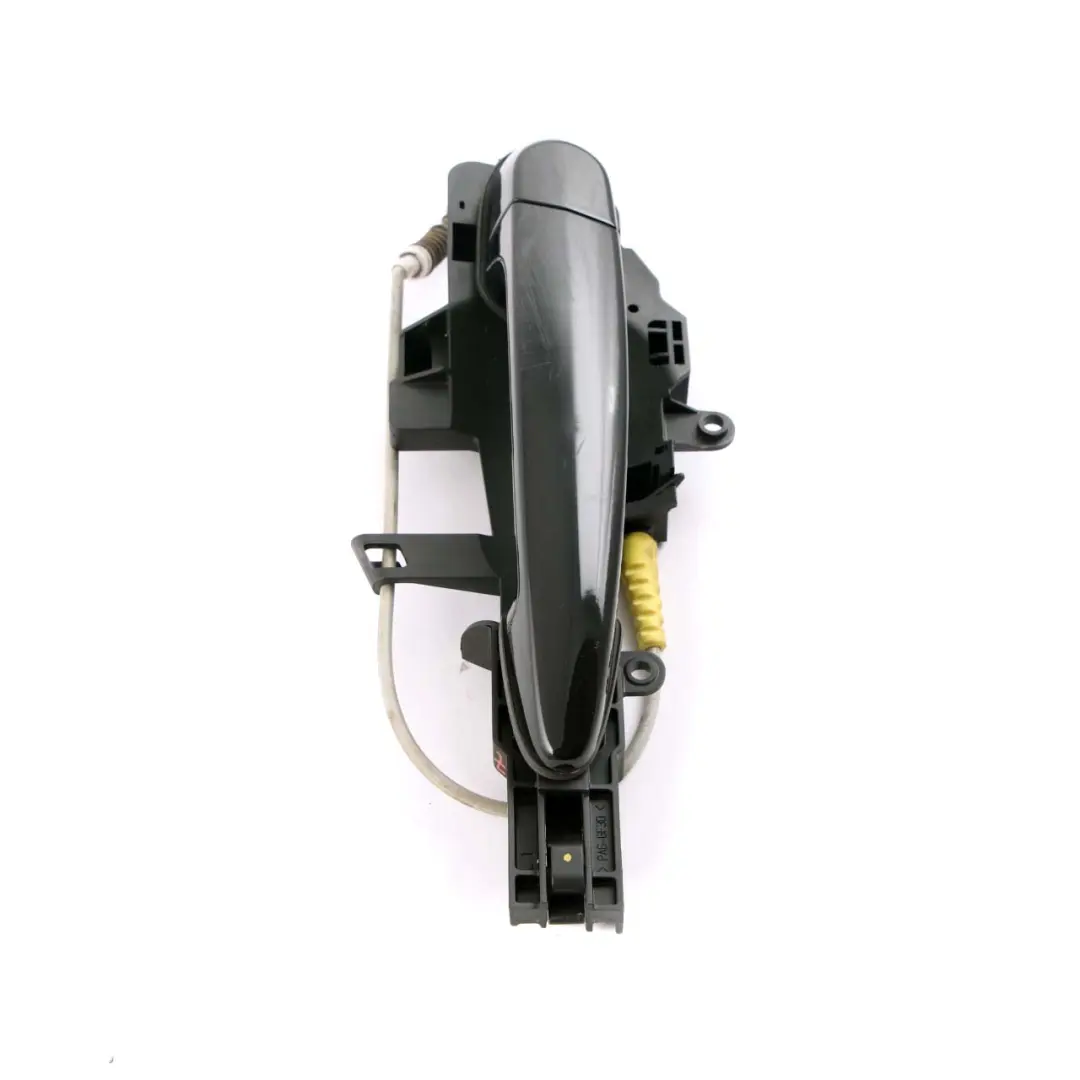 Grab Handle BMW E87 Front Left Door N/S Schwarz 2 Black 668 to with Part number 7059677 Grab Handle BMW E87 Front Left Door N/S Schwarz 2 Black 668 - SKU rhd-7059677-SCH3 - Part number 7059677