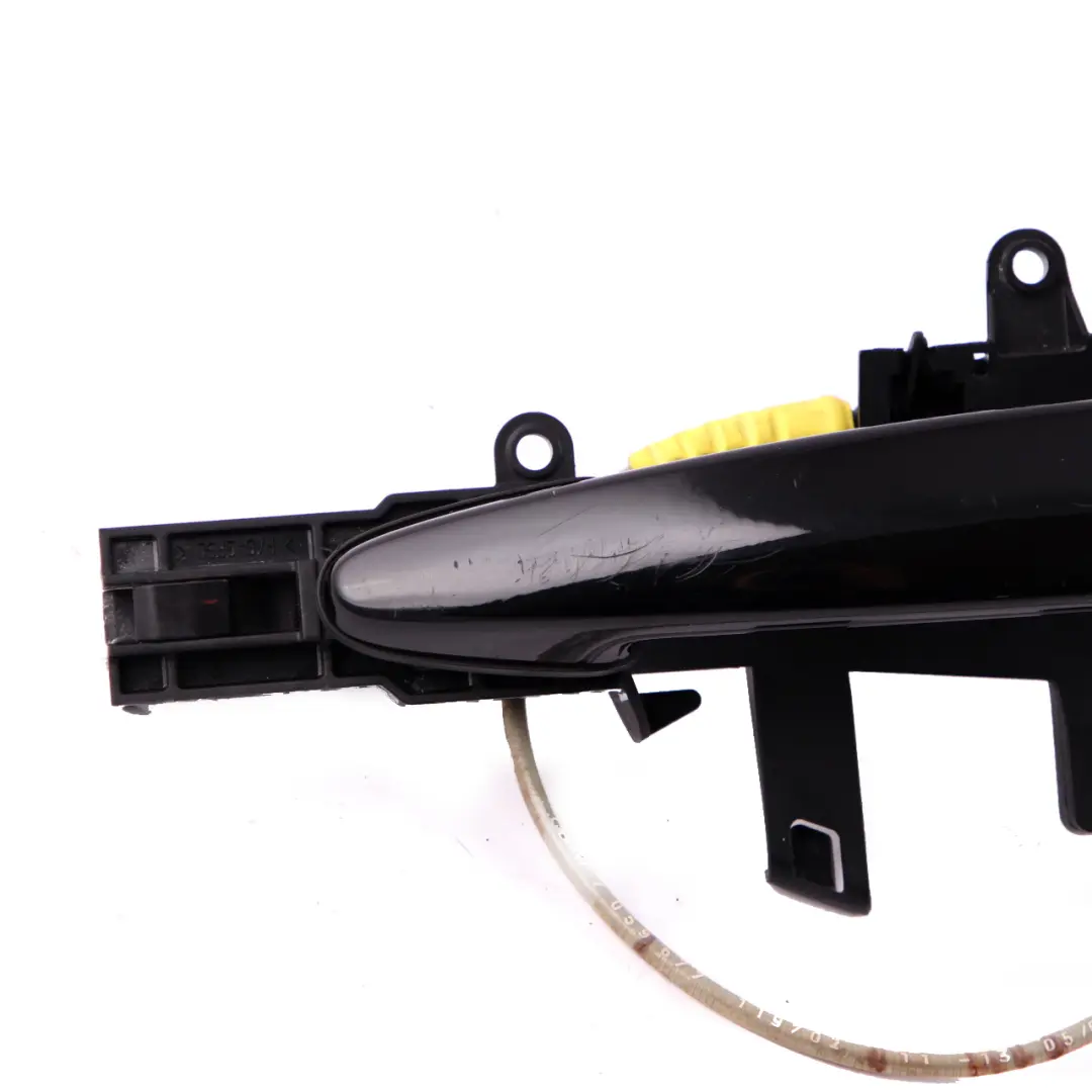 Complete Front Right Grab Handle O/S Schwarz 2 Black 668 to BMW 1 Series E81 E87 with Part number 7059677 BMW 1 Series E81 E87 Complete Front Right Grab Handle O/S Schwarz 2 Black 668 - SKU rhd-7059677-SCH - Part number 7059677