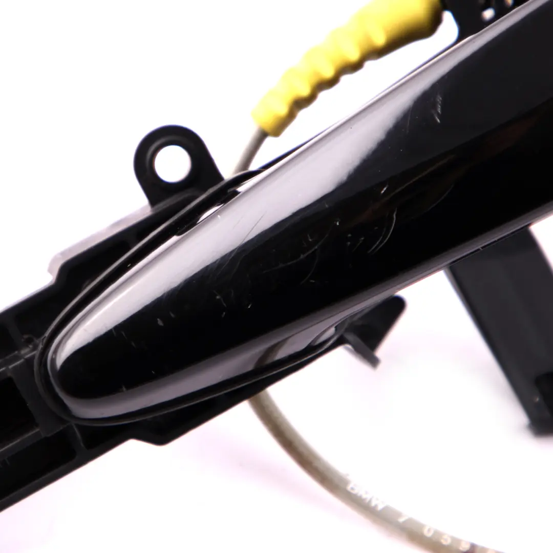 BMW 1 Series E81 E87 Complete Front Right Grab Handle O/S Schwarz 2 Black 668 - SKU rhd-7059677-SCH - Part number 7059677