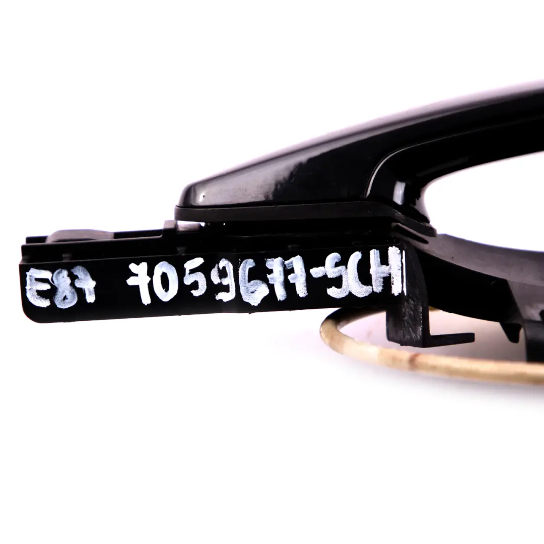 Complete Front Right Grab Handle O/S Schwarz 2 Black 668 to BMW 1 Series E81 E87 with Part number 7059677 BMW 1 Series E81 E87 Complete Front Right Grab Handle O/S Schwarz 2 Black 668 - SKU rhd-7059677-SCH - Part number 7059677