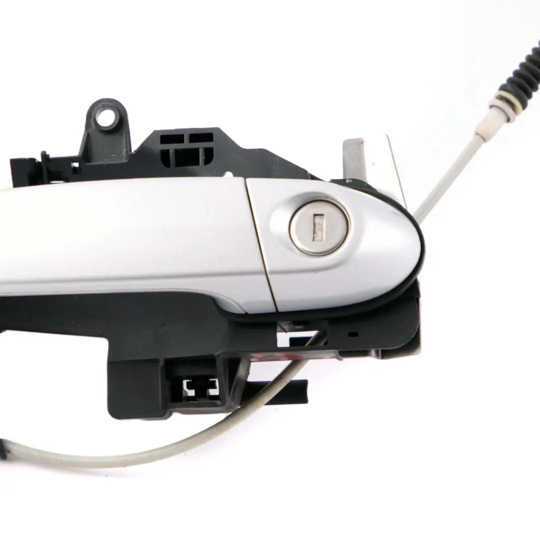 Complete Front Right Grab Handle O/S Titansilber Silver to BMW 1 Series E81 E87 2 with Part number 7059677 BMW 1 Series E81 E87 2 Complete Front Right Grab Handle O/S Titansilber Silver - SKU rhd-7059677-TS2 - Part number 7059677