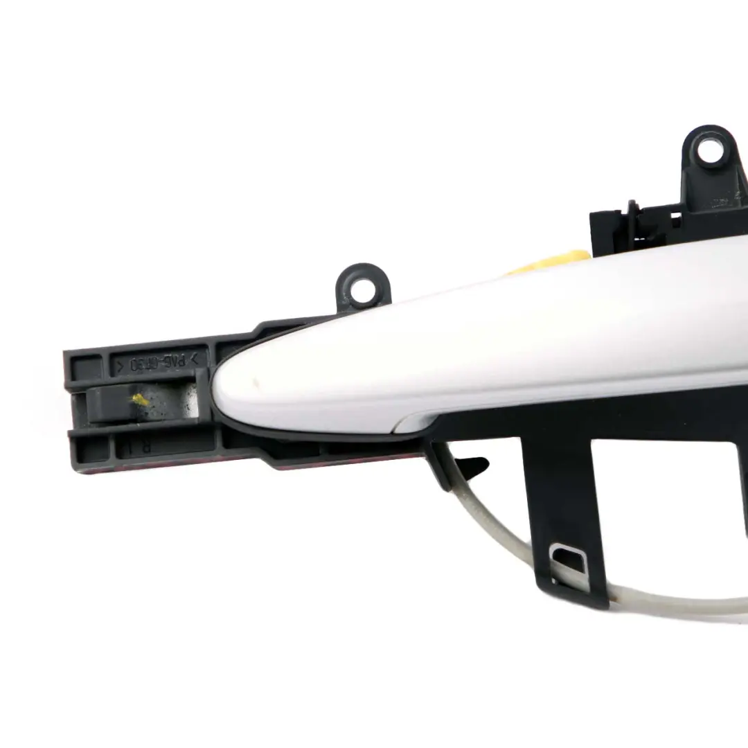 Complete Front Right Grab Handle O/S Titansilber Silver to BMW 1 Series E81 E87 2 with Part number 7059677 BMW 1 Series E81 E87 2 Complete Front Right Grab Handle O/S Titansilber Silver - SKU rhd-7059677-TS2 - Part number 7059677