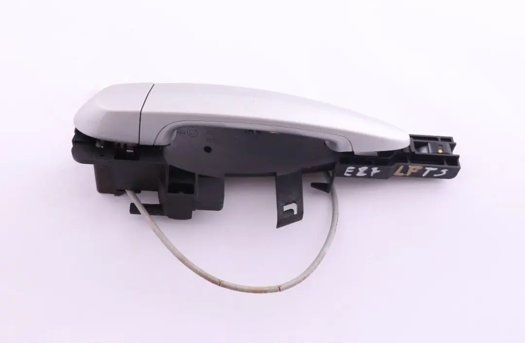 Complete Front Left Grab Handle N/S Titansilber to BMW 1 Series 4 E81 E82 E87 E88 with Part number 7059677 BMW 1 Series 4 E81 E82 E87 E88 Complete Front Left Grab Handle N/S Titansilber - SKU rhd-7059677-TS4 - Part number 7059677