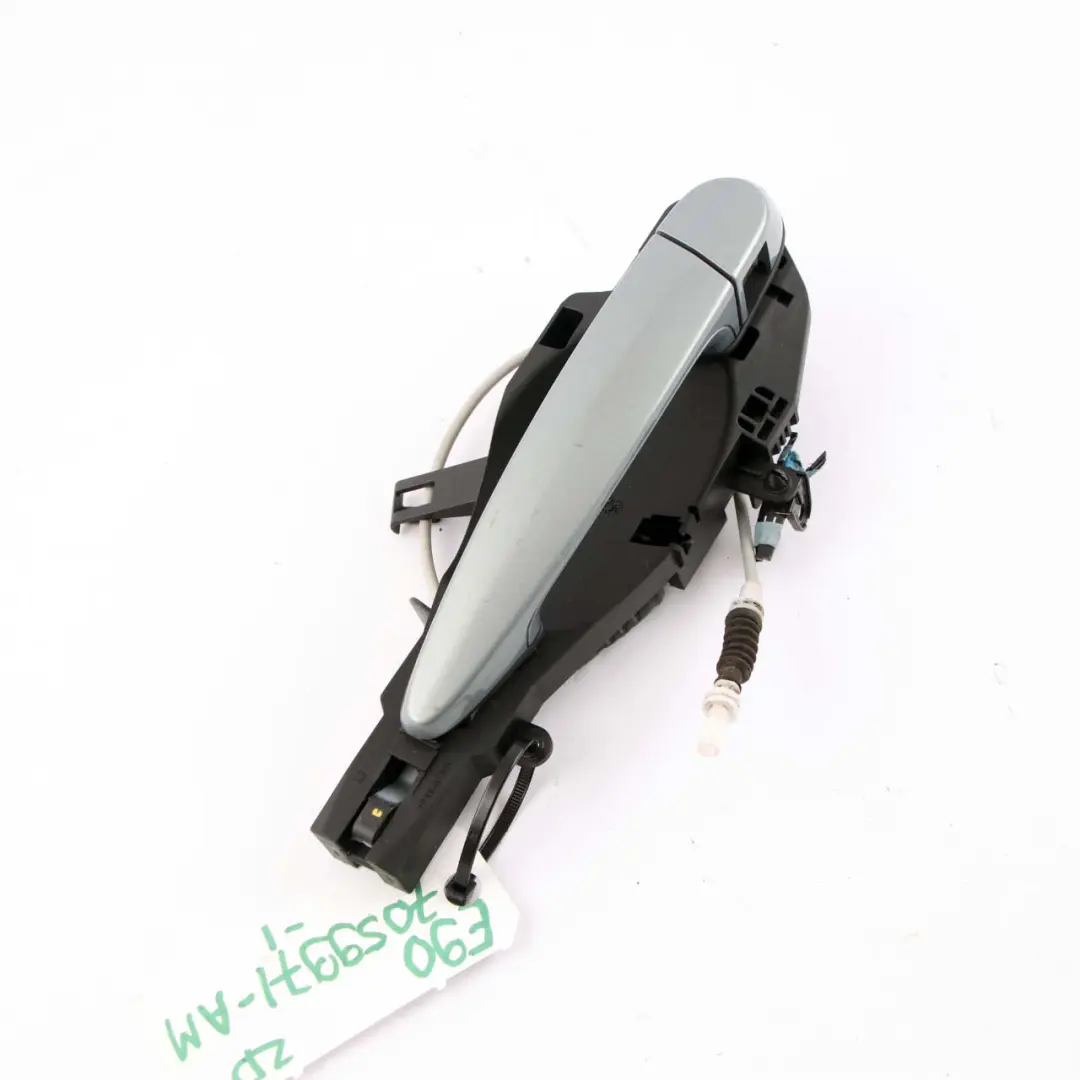 Grab Handle Door BMW E90 E91 Front Left N/S Outside Arktis Arctic Metallic A34 to with Part number 7059971 Grab Handle Door BMW E90 E91 Front Left N/S Outside Arktis Arctic Metallic A34 - SKU rhd-7059971-AM1 - Part number 7059971