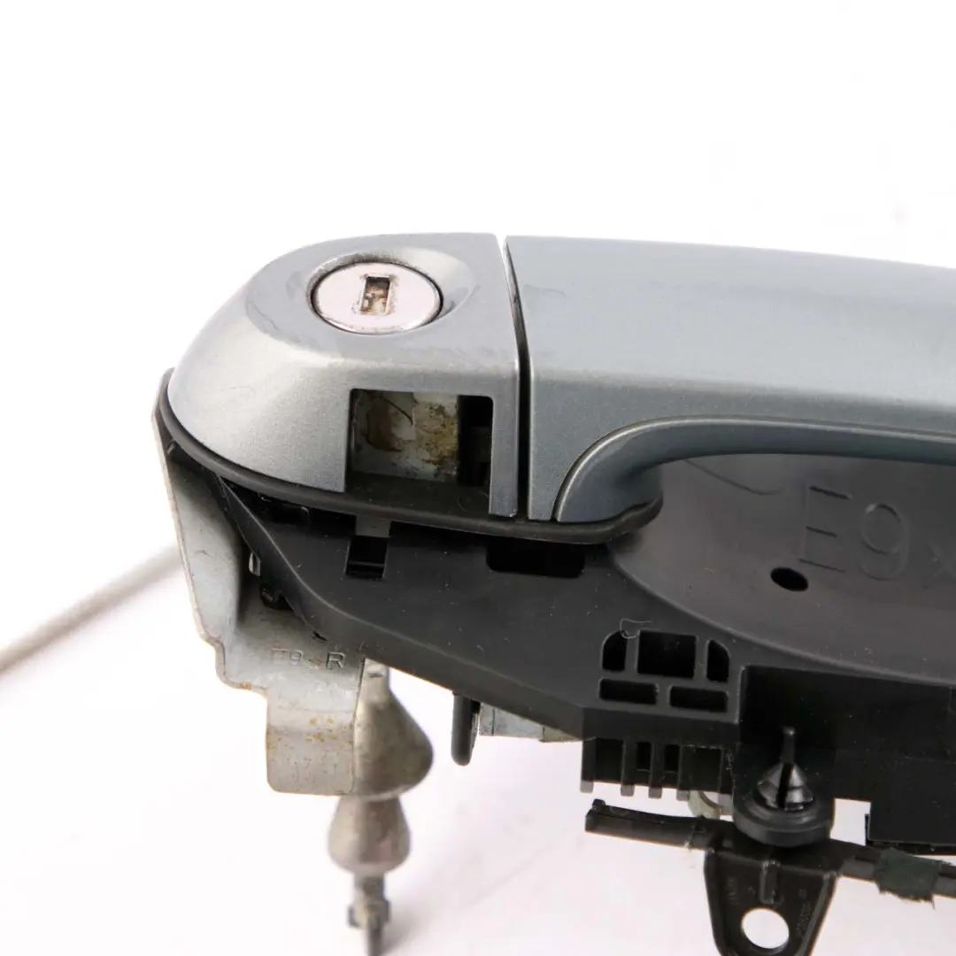 Grab Handle BMW E90 E91 2 Front Right O/S Door Arktis Arctic Metallic A34 to with Part number 7059971 Grab Handle BMW E90 E91 2 Front Right O/S Door Arktis Arctic Metallic A34 - SKU rhd-7059971-AM2 - Part number 7059971