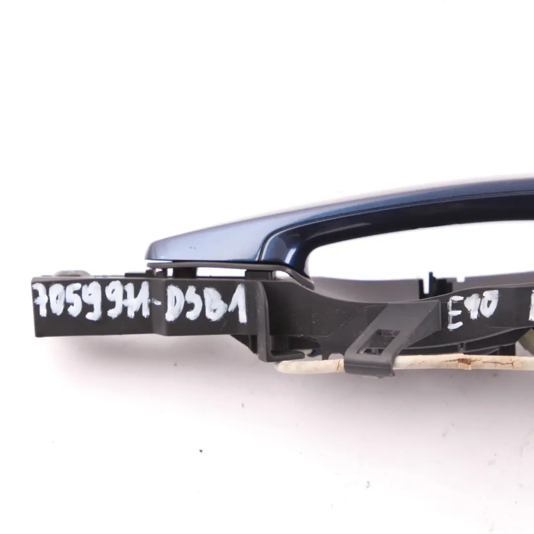 Grab Handle BMW E90 E91 Front Right O/S Door Tiefseeblau Deep Sea Blue A76 to with Part number 7059971 Grab Handle BMW E90 E91 Front Right O/S Door Tiefseeblau Deep Sea Blue A76 - SKU rhd-7059971-DSB1 - Part number 7059971