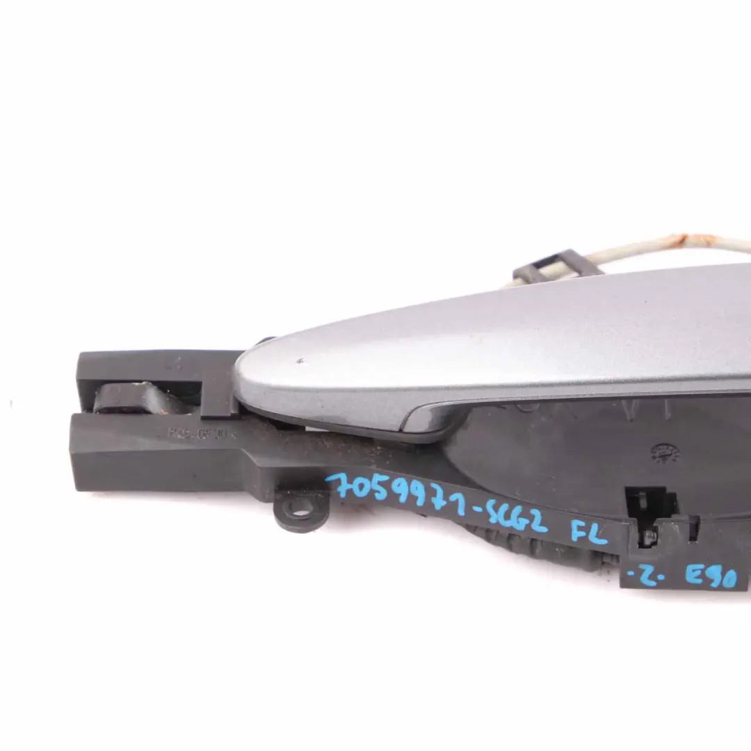 Grab Handle Complete Front Left Spacegrau Metallic Space Grey A52 to BMW E90 E91 with Part number 7059971 BMW E90 E91 Grab Handle Complete Front Left Spacegrau Metallic Space Grey A52 - SKU rhd-7059971-SCG2 - Part number 7059971