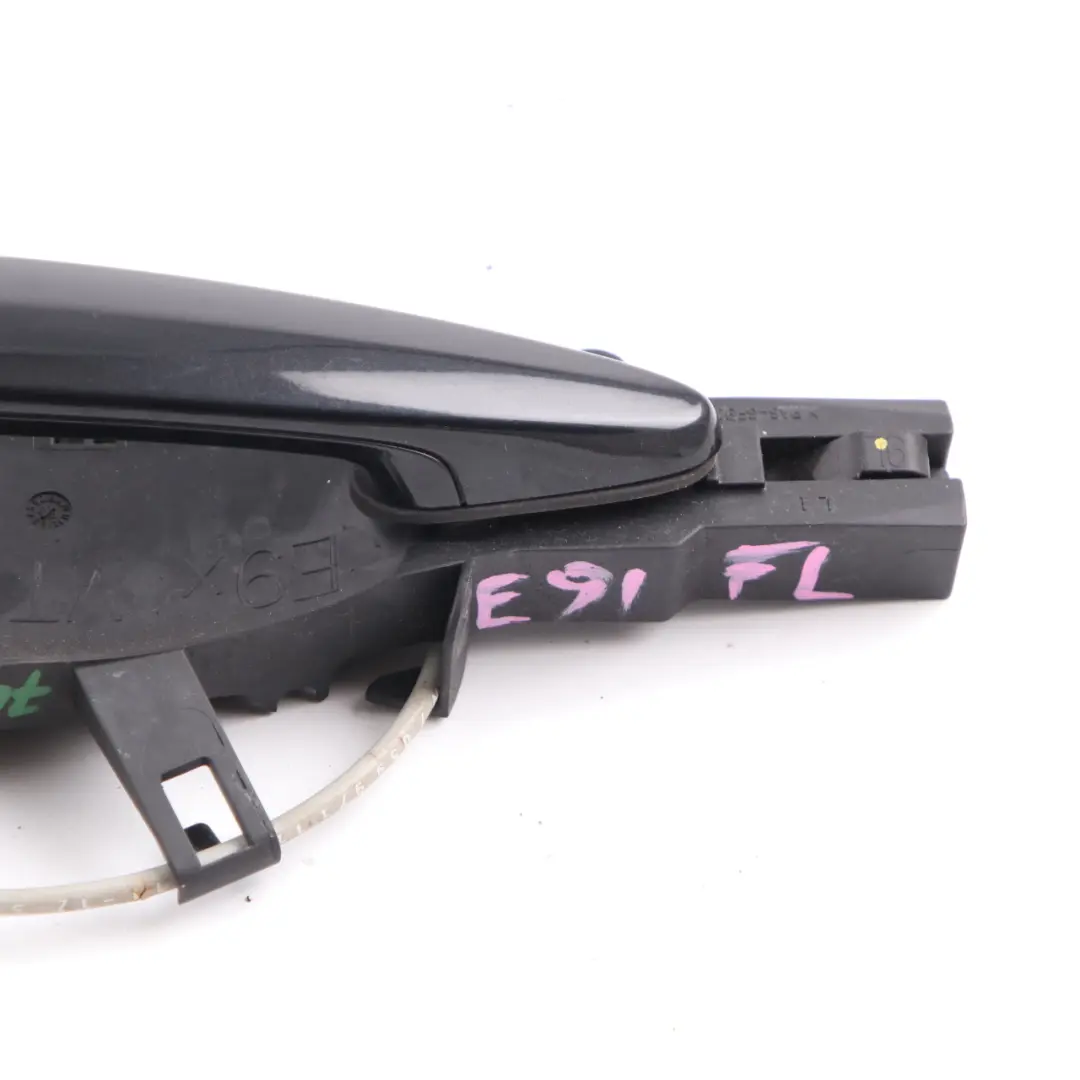 Door Handle BMW E90 E91 Grab Front Left N/S Black Schwarz 2 - 668 to with Part number 7059971 Door Handle BMW E90 E91 Grab Front Left N/S Black Schwarz 2 - 668 - SKU rhd-7059971-SCH - Part number 7059971