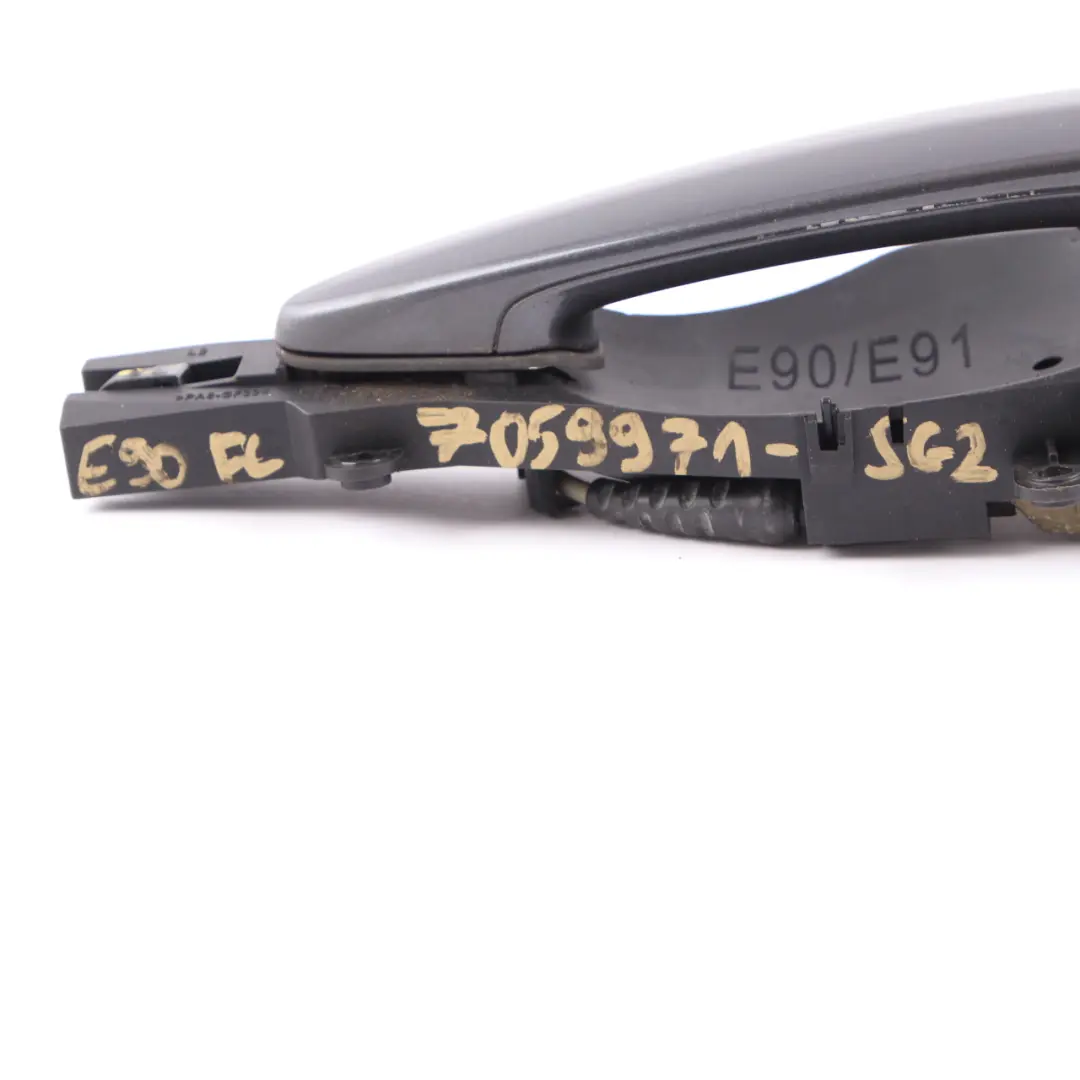 Handle Door BMW E90 E91 Grab Front Left N/S Sparkling Graphite A22 to with Part number 7059971 Handle Door BMW E90 E91 Grab Front Left N/S Sparkling Graphite A22 - SKU rhd-7059971-SG2 - Part number 7059971