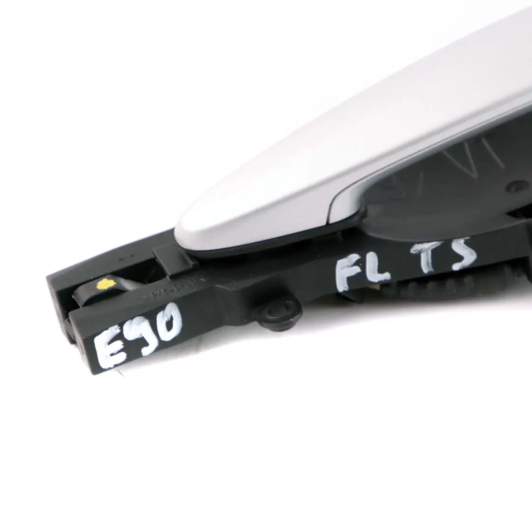 Grab Outside Door Handle Front Left N/S Titansilber Silver to BMW E90 E91 Passenger with Part number 445183 BMW E90 E91 Passenger Grab Outside Door Handle Front Left N/S Titansilber Silver - SKU rhd-7059971-TS - Part number 445183