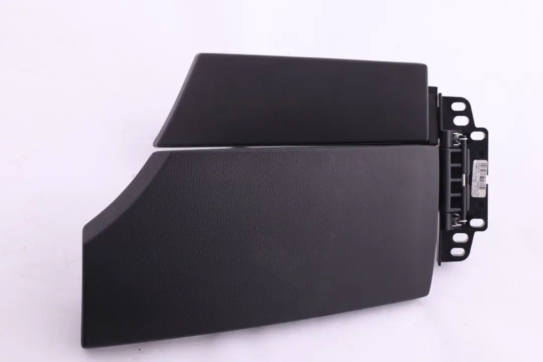 Leather Cover Centre Console Armrest to BMW E60 E61 LCI with Part number 7060052 BMW E60 E61 LCI Leather Cover Centre Console Armrest - SKU rhd-7060052 - Part number 7060052