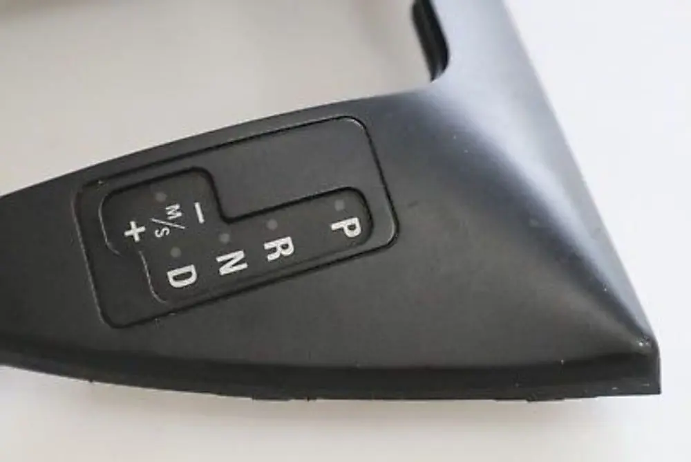 Genuine BMW X5 SERIES E53 Automatic Gear Selector Trim Cover to with Part number 7060446 Genuine BMW X5 SERIES E53 Automatic Gear Selector Trim Cover - SKU rhd-7060446 - Part number 7060446