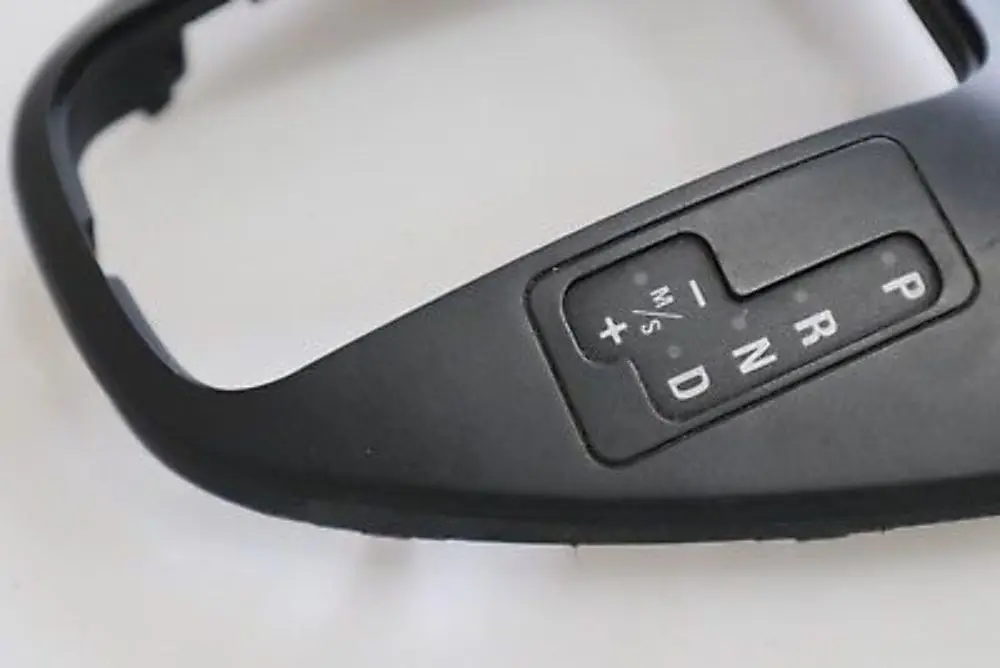 Genuine BMW X5 SERIES E53 Automatic Gear Selector Trim Cover to with Part number 7060446 Genuine BMW X5 SERIES E53 Automatic Gear Selector Trim Cover - SKU rhd-7060446 - Part number 7060446