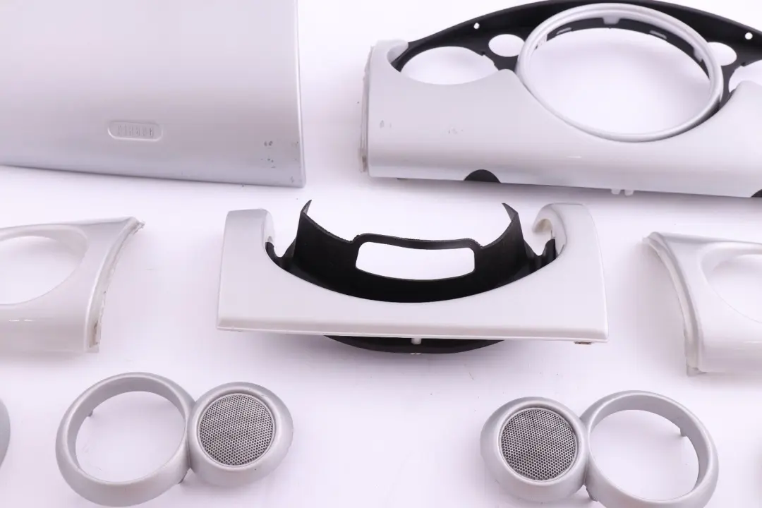 Set Dashboard Panel Trim Strip Cover White Silver to BMW MINI Cooper 2 R50 R53 with Part number 7063244 BMW MINI Cooper 2 R50 R53 Set Dashboard Panel Trim Strip Cover White Silver - SKU rhd-7063244-2 - Part number 7063244