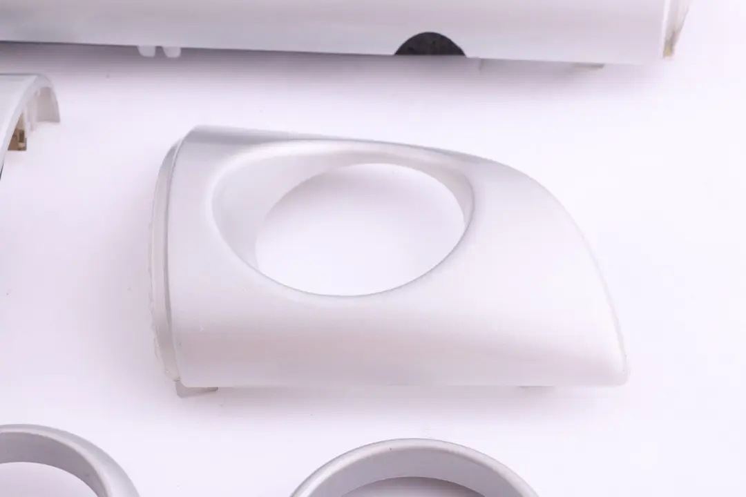 Set Dashboard Panel Trim Strip Cover White Silver to BMW MINI Cooper 2 R50 R53 with Part number 7063244 BMW MINI Cooper 2 R50 R53 Set Dashboard Panel Trim Strip Cover White Silver - SKU rhd-7063244-2 - Part number 7063244