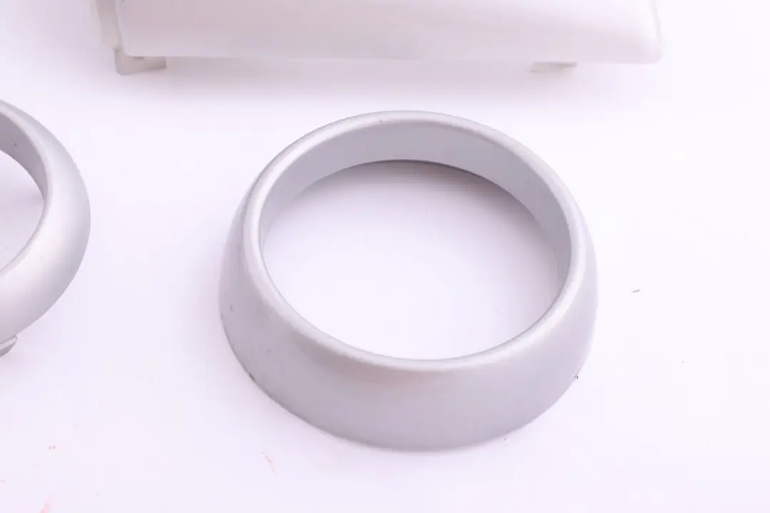 Set Dashboard Panel Trim Strip Cover White Silver to BMW MINI Cooper 2 R50 R53 with Part number 7063244 BMW MINI Cooper 2 R50 R53 Set Dashboard Panel Trim Strip Cover White Silver - SKU rhd-7063244-2 - Part number 7063244