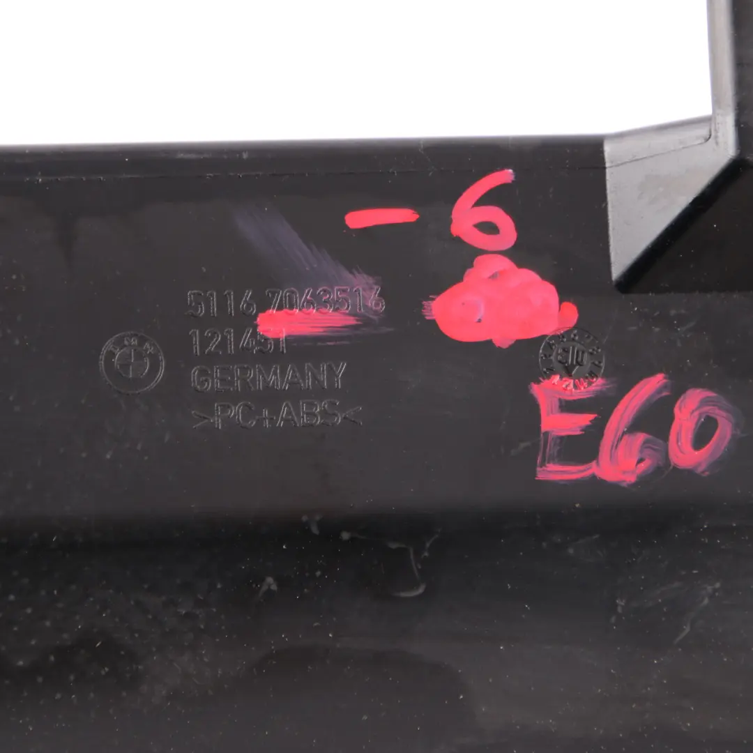 Glove Box BMW E60 E61 Dashboard Passenger Side Grey Leather to with Part number 7063516 Glove Box BMW E60 E61 Dashboard Passenger Side Grey Leather - SKU rhd-7063516-6 - Part number 7063516