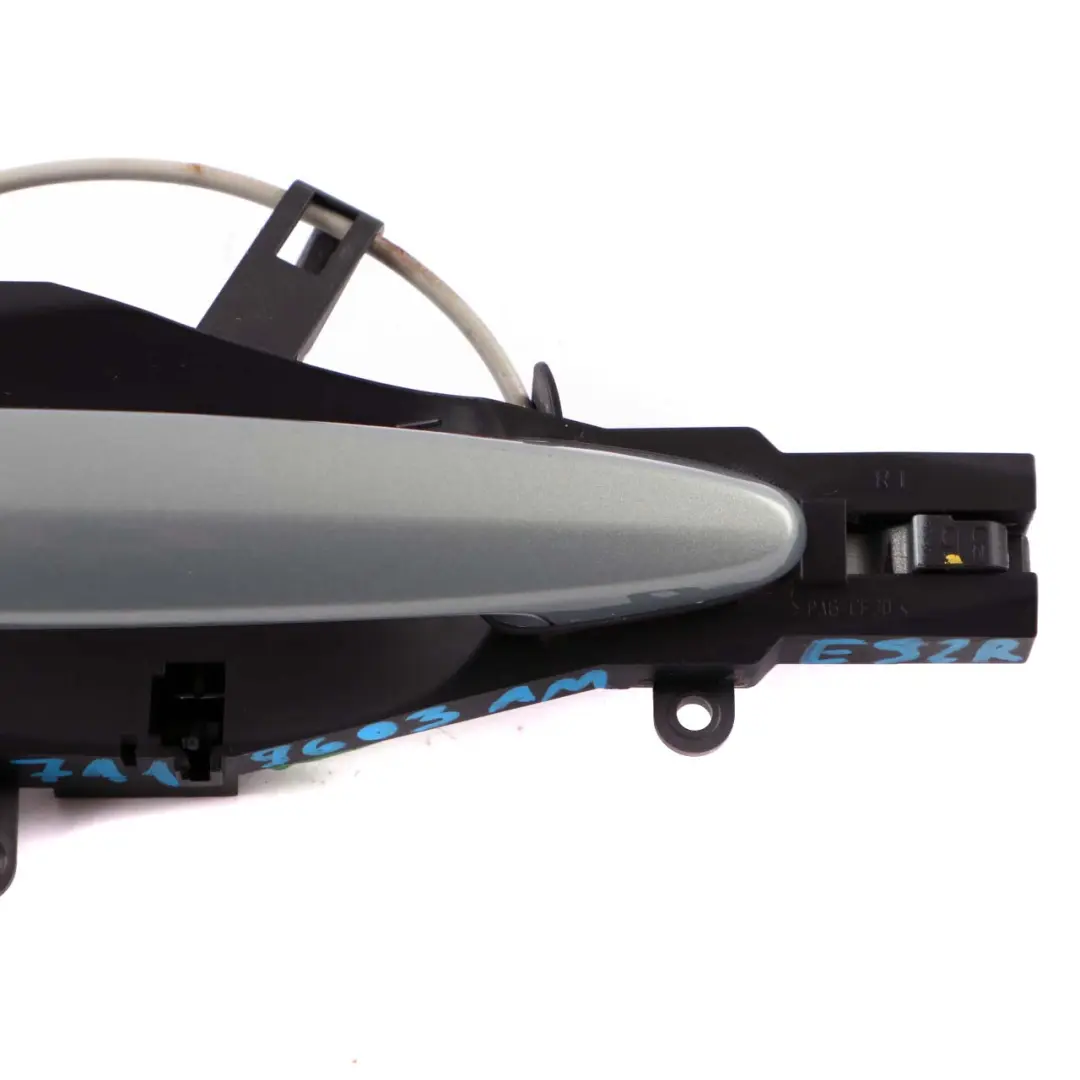 £BMW 3 Series E92 E93 Front Right Grab Handle Door O/S Arktis Arctic A34 to with Part number 7119603 £BMW 3 Series E92 E93 Front Right Grab Handle Door O/S Arktis Arctic A34 - SKU rhd-7119603-AM1 - Part number 7119603