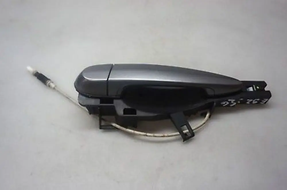 Complete Front Left Grab Handle N/S Spacegrau Space Grey to BMW 3 Series E92 E93 with Part number 7119603 BMW 3 Series E92 E93 Complete Front Left Grab Handle N/S Spacegrau Space Grey - SKU rhd-7119603-SCG - Part number 7119603