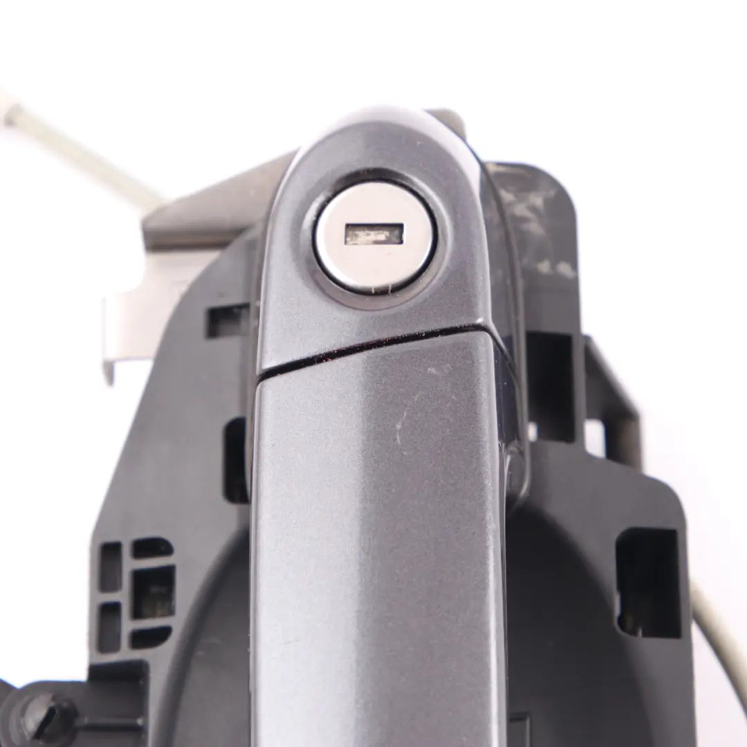 Grab Handle BMW E92 E93 3 Front Right Door O/S Spacegrau Space Grey Metallic A52 to with Part number 7119603 Grab Handle BMW E92 E93 3 Front Right Door O/S Spacegrau Space Grey Metallic A52 - SKU rhd-7119603-SCG3 - Part number 7119603