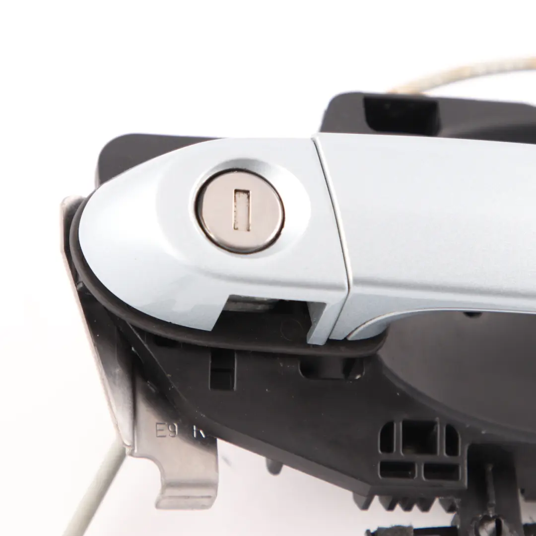 Grab Handle BMW E92 E93 Front Right Door O/S Silverstone II Metallic A29 to with Part number 7119603 Grab Handle BMW E92 E93 Front Right Door O/S Silverstone II Metallic A29 - SKU rhd-7119603-SIL - Part number 7119603