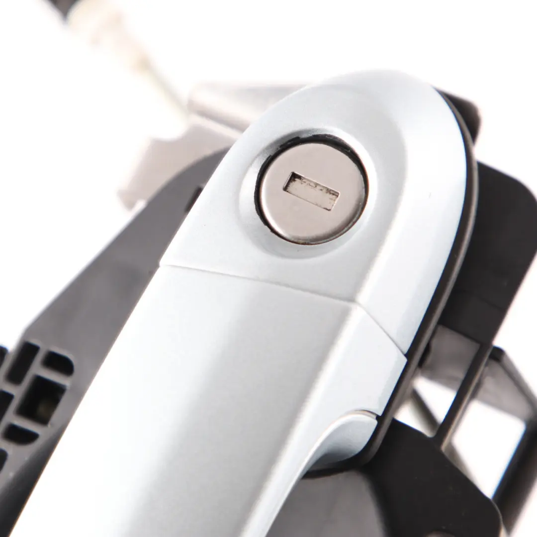 Grab Handle BMW E92 E93 Front Right Door O/S Silverstone II Metallic A29 to with Part number 7119603 Grab Handle BMW E92 E93 Front Right Door O/S Silverstone II Metallic A29 - SKU rhd-7119603-SIL - Part number 7119603