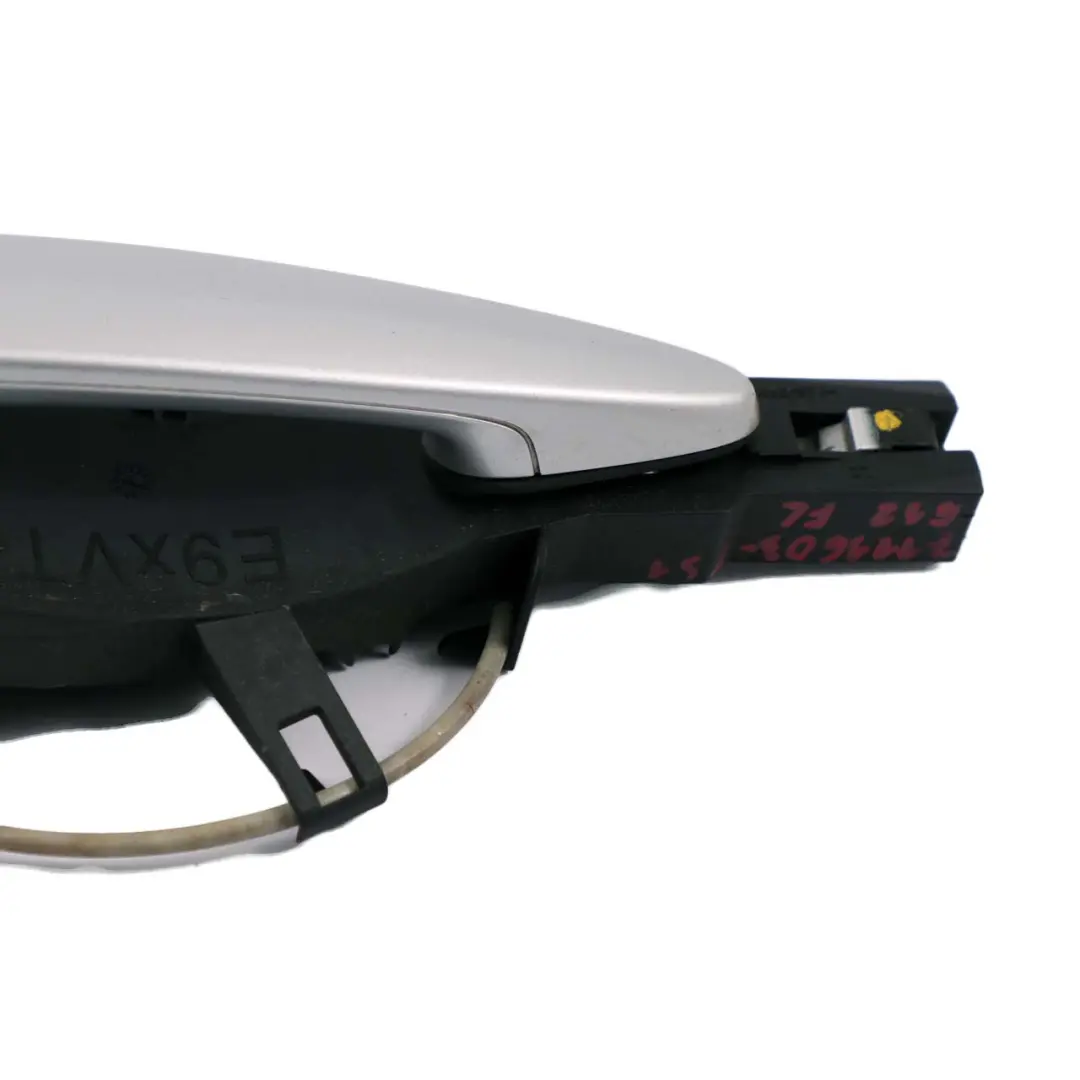 Complete Front Left Grab Handle N/S Titansilber Silver to BMW 3 Series 1 E92 E93 with Part number 7059971 BMW 3 Series 1 E92 E93 Complete Front Left Grab Handle N/S Titansilber Silver - SKU rhd-7119603-TS1 - Part number 7059971