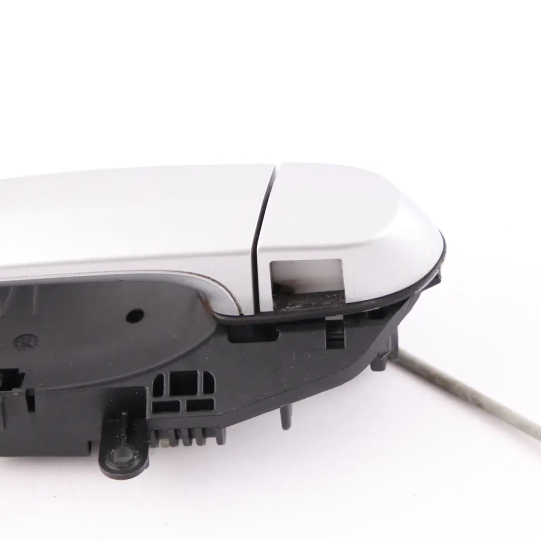 Grab Handle Door BMW E92 E93 3 Left N/S Outside Titansilber Titanium Silver 354 to with Part number 7059971 Grab Handle Door BMW E92 E93 3 Left N/S Outside Titansilber Titanium Silver 354 - SKU rhd-7119603-TS3 - Part number 7059971