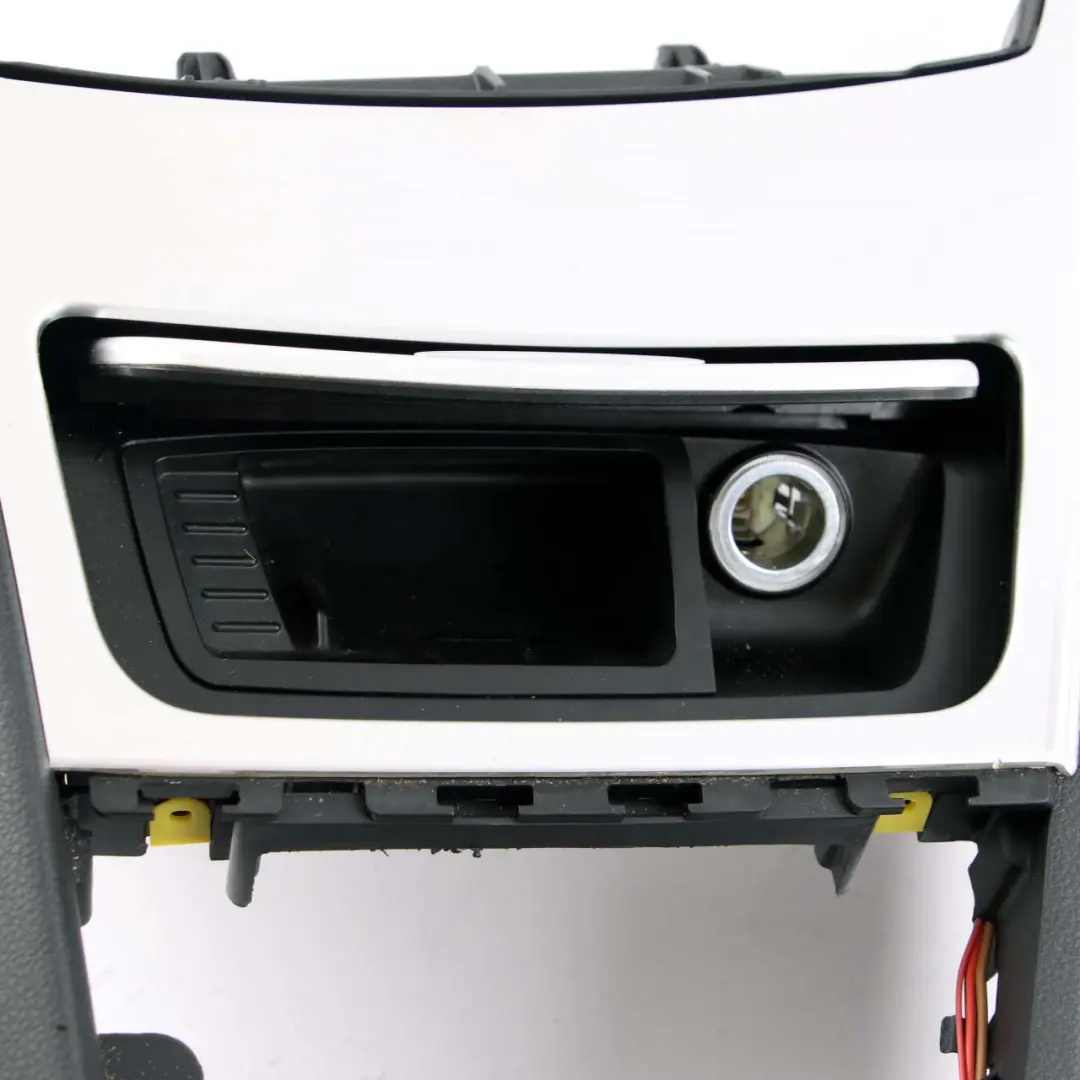 Centre Console BMW E87 LCI E81 E82 With Oddments Tray Schwarz Black to with Part number 7124626 Centre Console BMW E87 LCI E81 E82 With Oddments Tray Schwarz Black - SKU rhd-7124626-2 - Part number 7124626