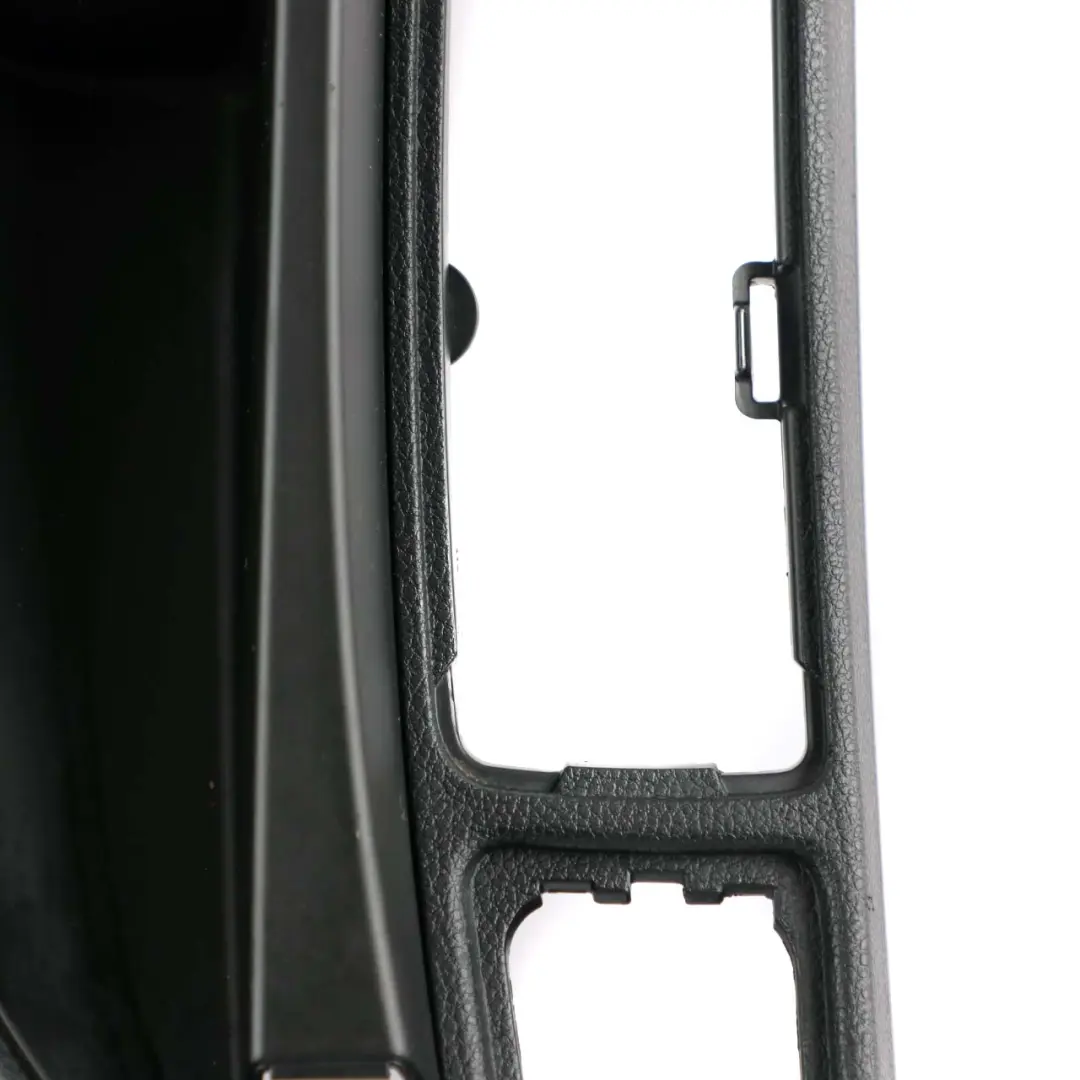Centre Console With Cup Holder Black to BMW 1 Series 5 E81 E82 E87 LCI E88 with Part number 7125476 BMW 1 Series 5 E81 E82 E87 LCI E88 Centre Console With Cup Holder Black - SKU rhd-7125476-5 - Part number 7125476