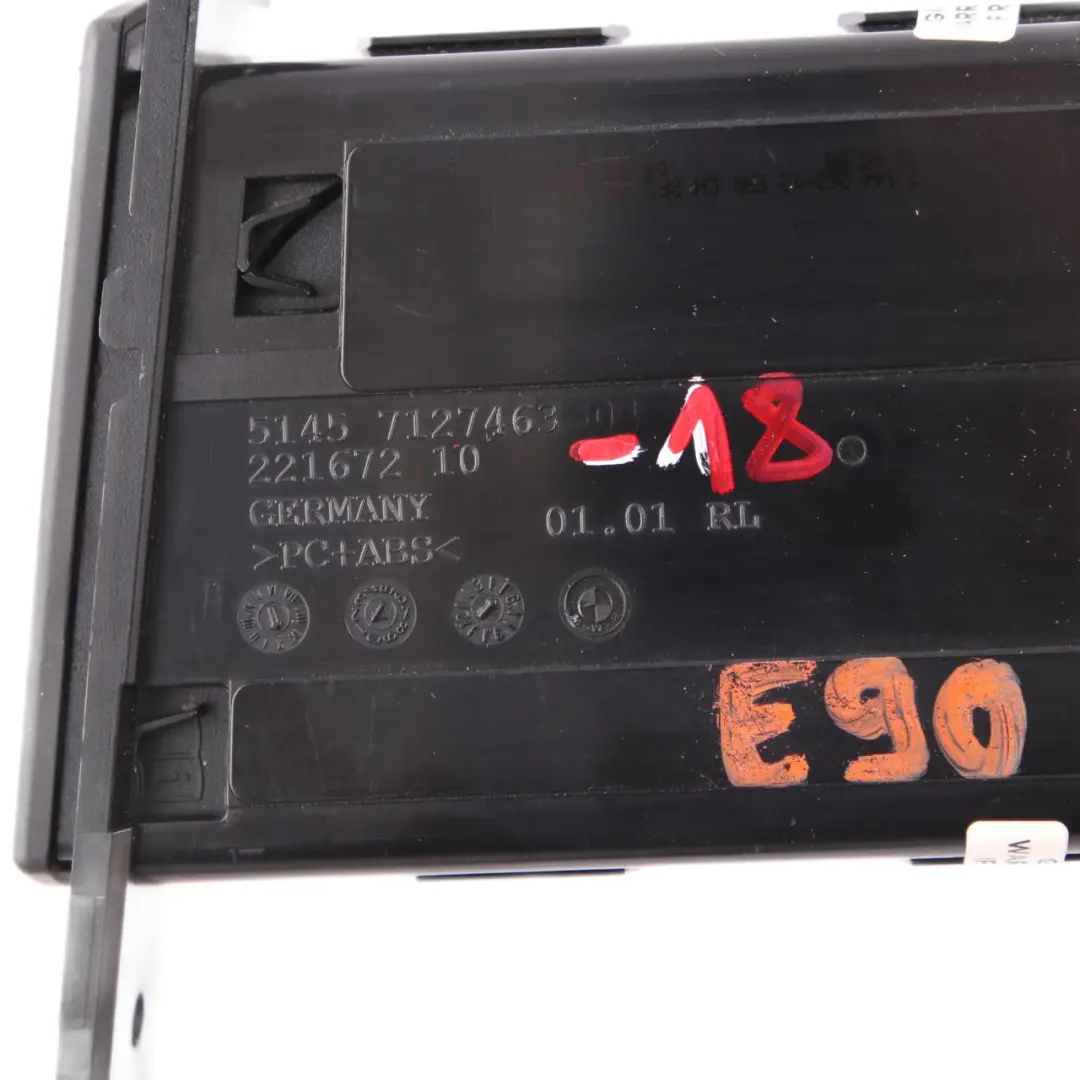 Passenger's Cup Drink Holder Left to BMW 3 Series E90 E91 E92 E93 LCI with Part number 7127463 BMW 3 Series E90 E91 E92 E93 LCI Passenger's Cup Drink Holder Left - SKU rhd-7127463-18 - Part number 7127463