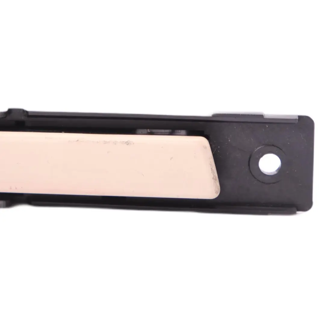 Passenger's Cup Drink Holder Left N/S Cream Beige to BMW 3 Series 4 E92 E93 LCI with Part number 7127463 BMW 3 Series 4 E92 E93 LCI Passenger's Cup Drink Holder Left N/S Cream Beige - SKU rhd-7127463-4 - Part number 7127463