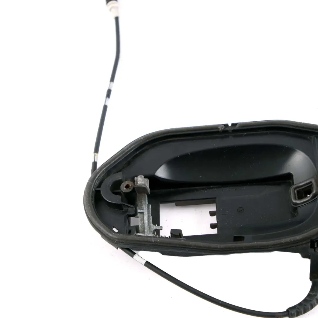 Front Right O/S Door Carrier Outside Catch Base Handle to BMW 6 Series E63 E64 with Part number 7127804 BMW 6 Series E63 E64 Front Right O/S Door Carrier Outside Catch Base Handle - SKU rhd-7127804-1 - Part number 7127804