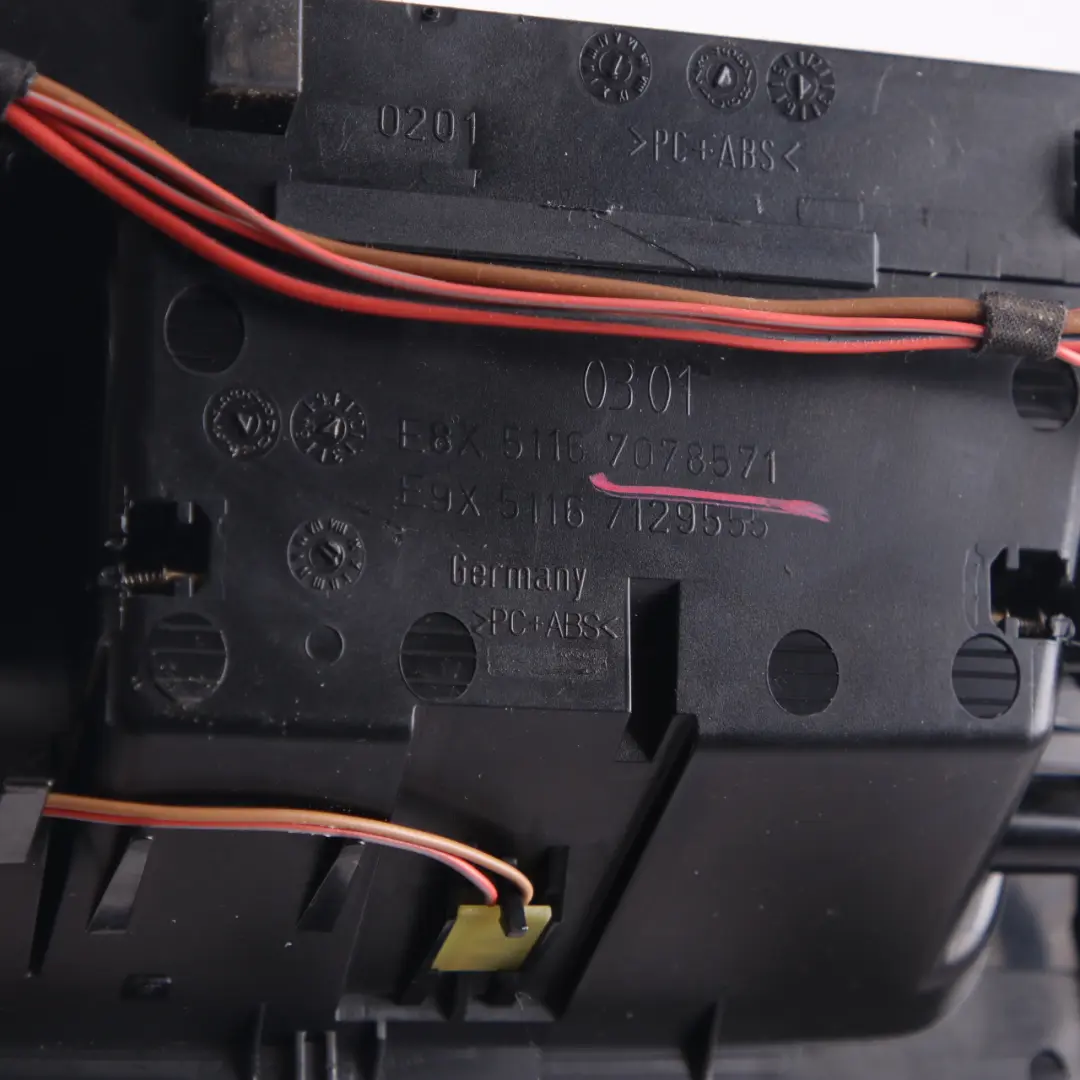 Centre Console Ashtray BMW E90 E91 Decor Cover Ash Tray Wood Poplar Woodgrain to with Part number 7129549 Centre Console Ashtray BMW E90 E91 Decor Cover Ash Tray Wood Poplar Woodgrain - SKU rhd-7129554 - Part number 7129549