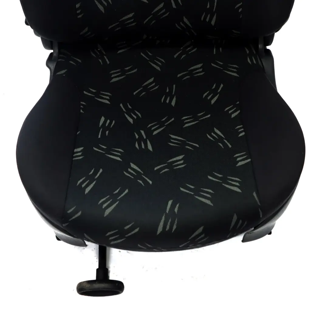 Asiento Delantero Izquierdo Tela Negro Pantera Aleatorio para Mini Cabrio R52 con número de pieza 7131923 Mini Cabrio R52 Asiento Delantero Izquierdo Tela Negro Pantera Aleatorio - SKU rhd-7131923 - Número de pieza 7131923