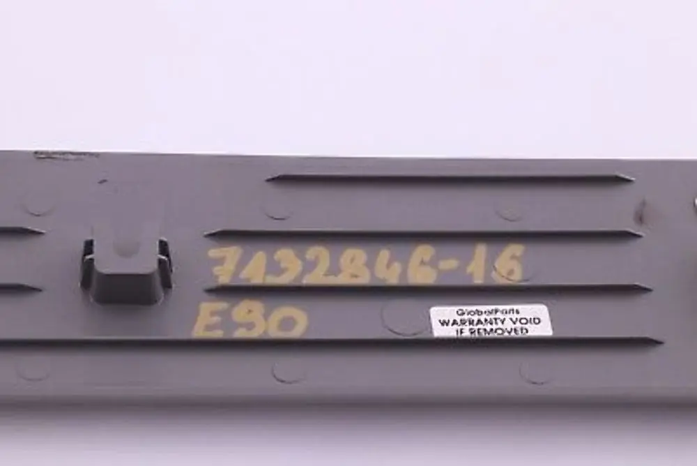 Decorative Dashboard Strip Trim Left N/S Titan 90 to BMW 3 Series 16 E90 E91 with Part number 6970077 BMW 3 Series 16 E90 E91 Decorative Dashboard Strip Trim Left N/S Titan 90 - SKU rhd-7132846-16 - Part number 6970077